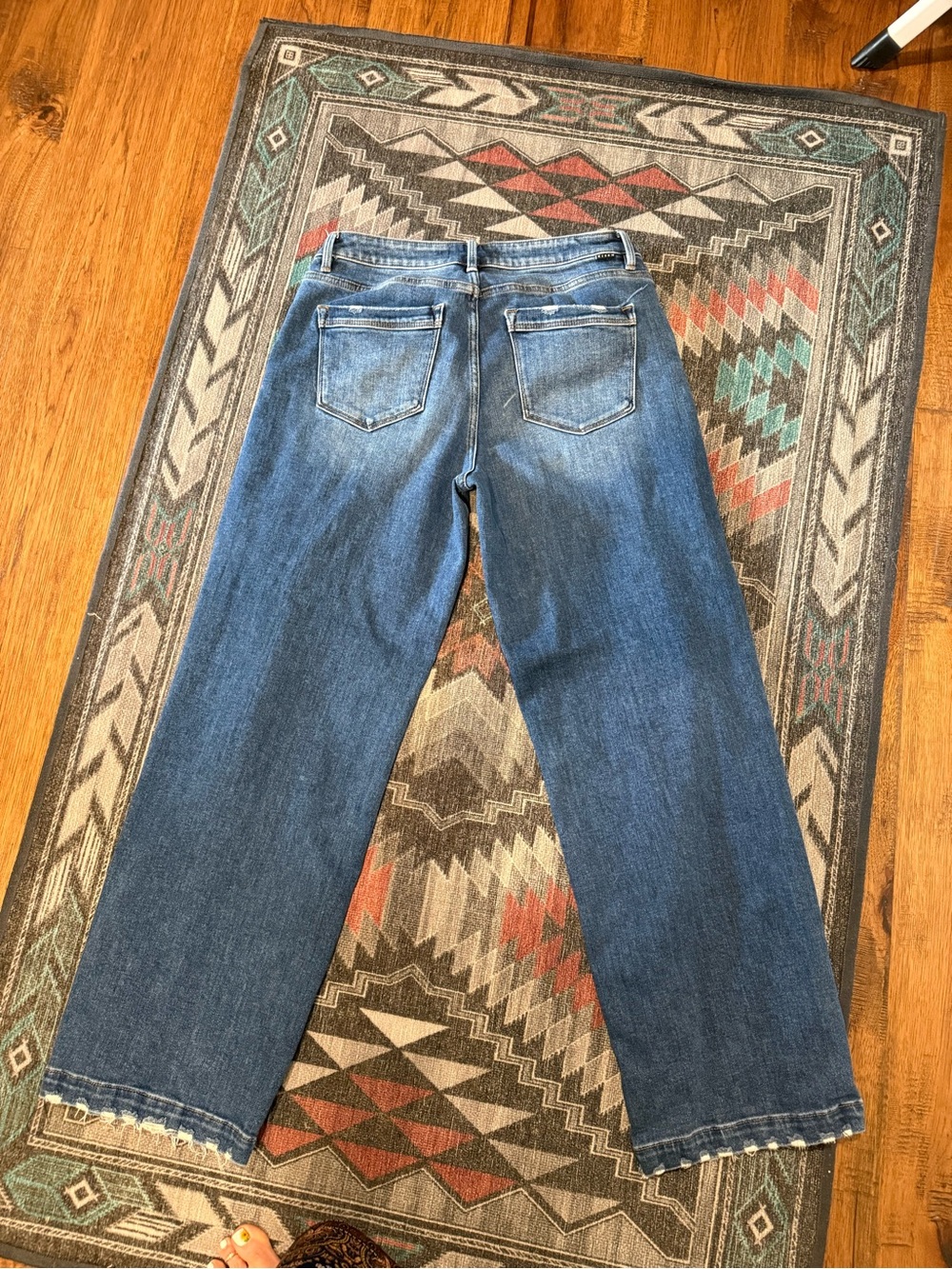Classic High-Rise Straight Leg Jeans in Blue